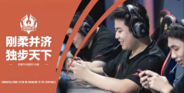 更是在关键 更是在关键